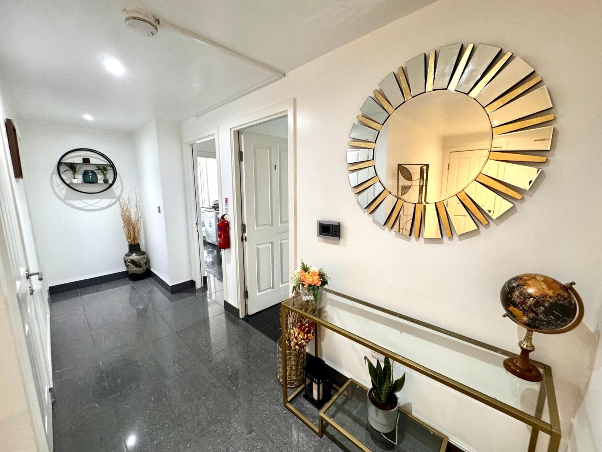 Ocean Park Apartments - Oceanfront - Free Parking And Fast Wifi เอดินบะระ ภายนอก รูปภาพ