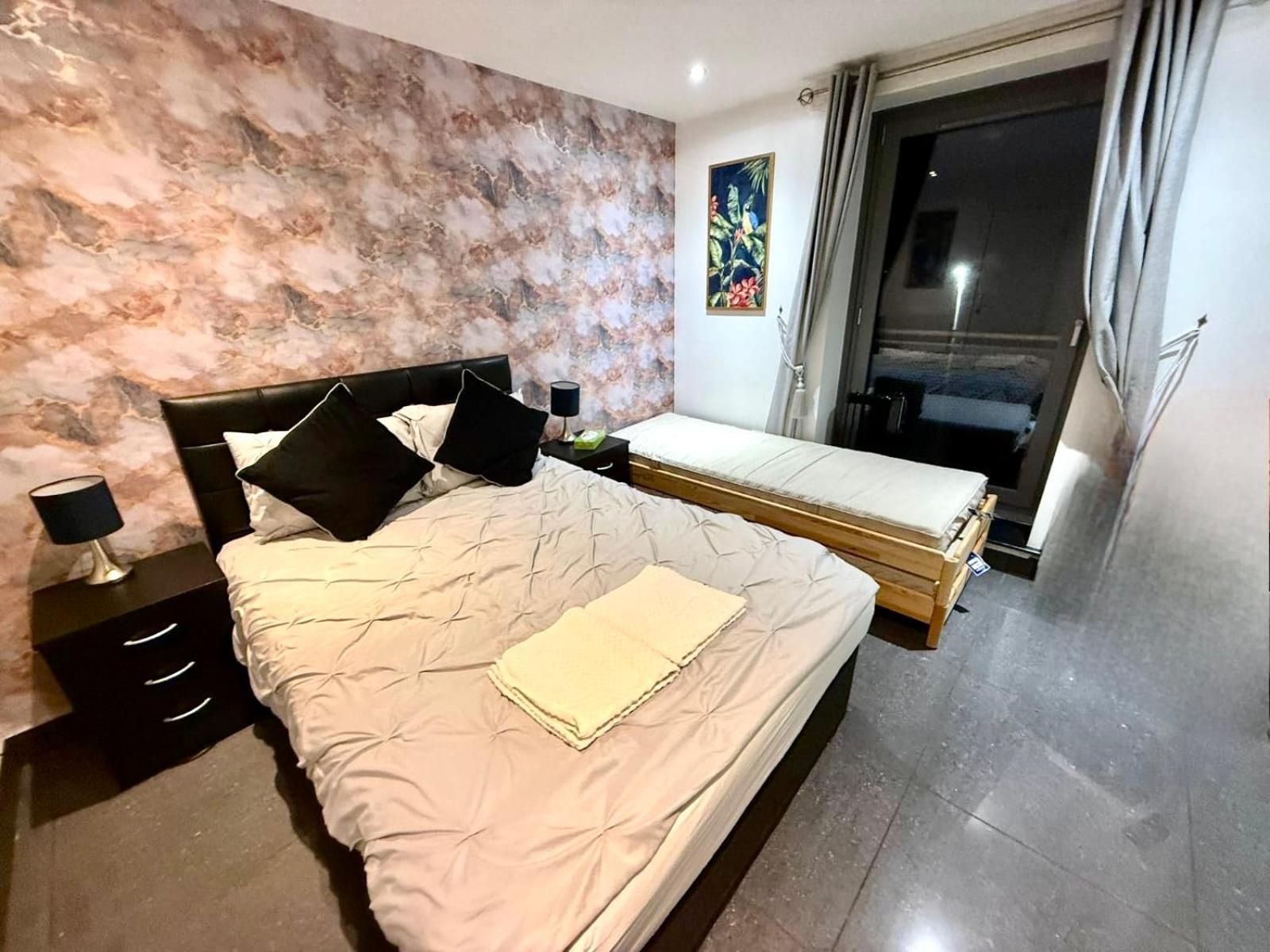 Ocean Park Apartments - Oceanfront - Free Parking And Fast Wifi เอดินบะระ ภายนอก รูปภาพ