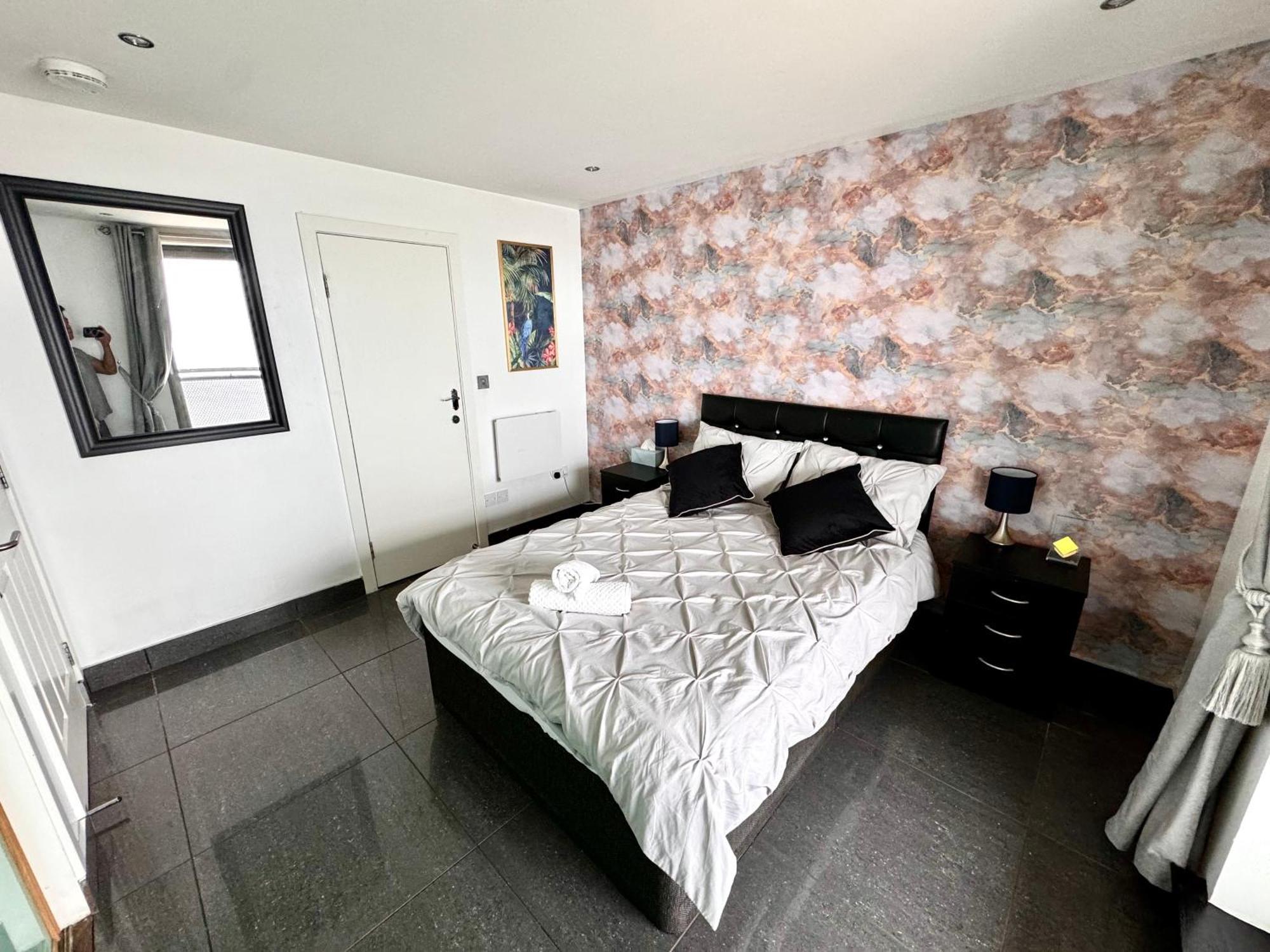 Ocean Park Apartments - Oceanfront - Free Parking And Fast Wifi เอดินบะระ ภายนอก รูปภาพ